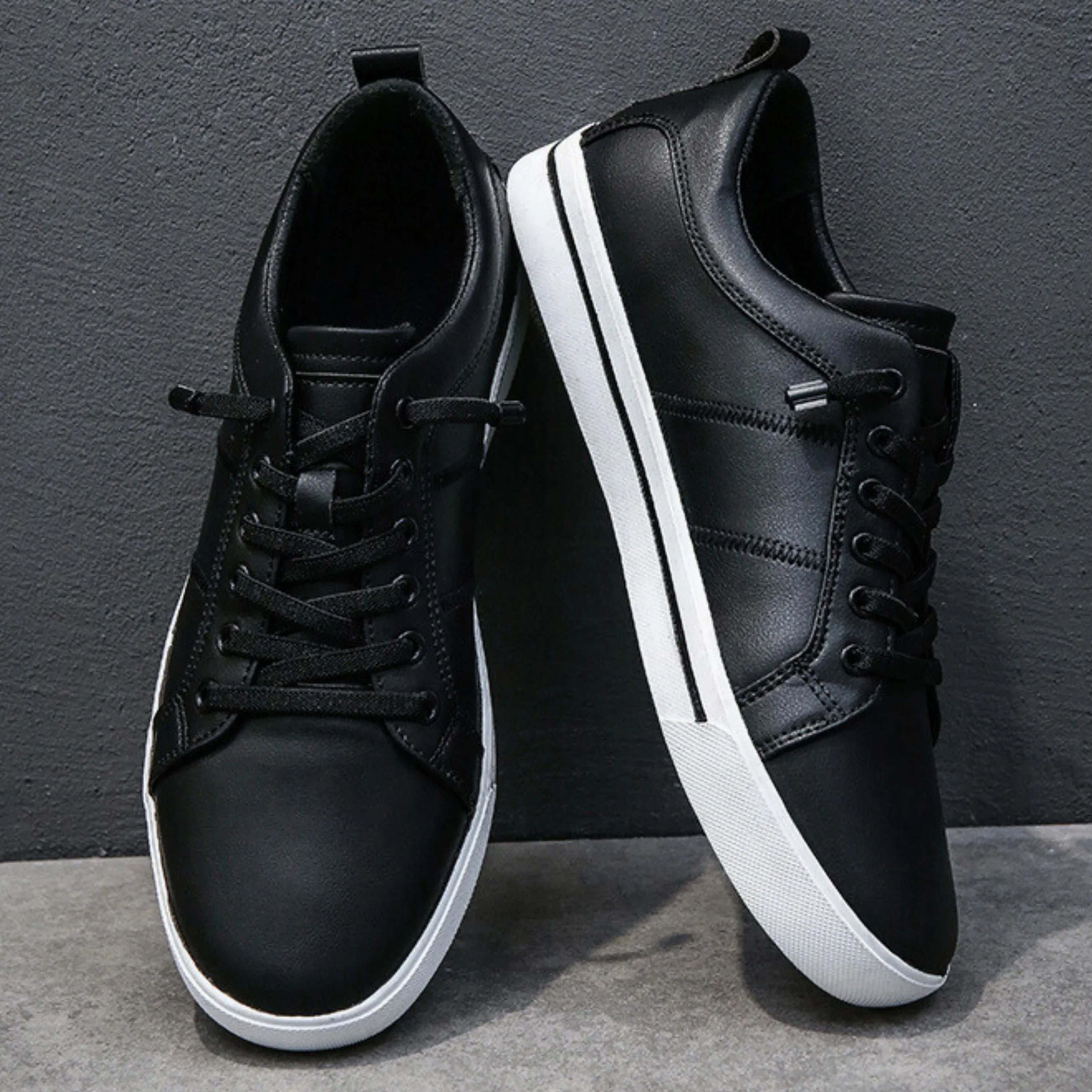 River Leather Sneakers - Zekira