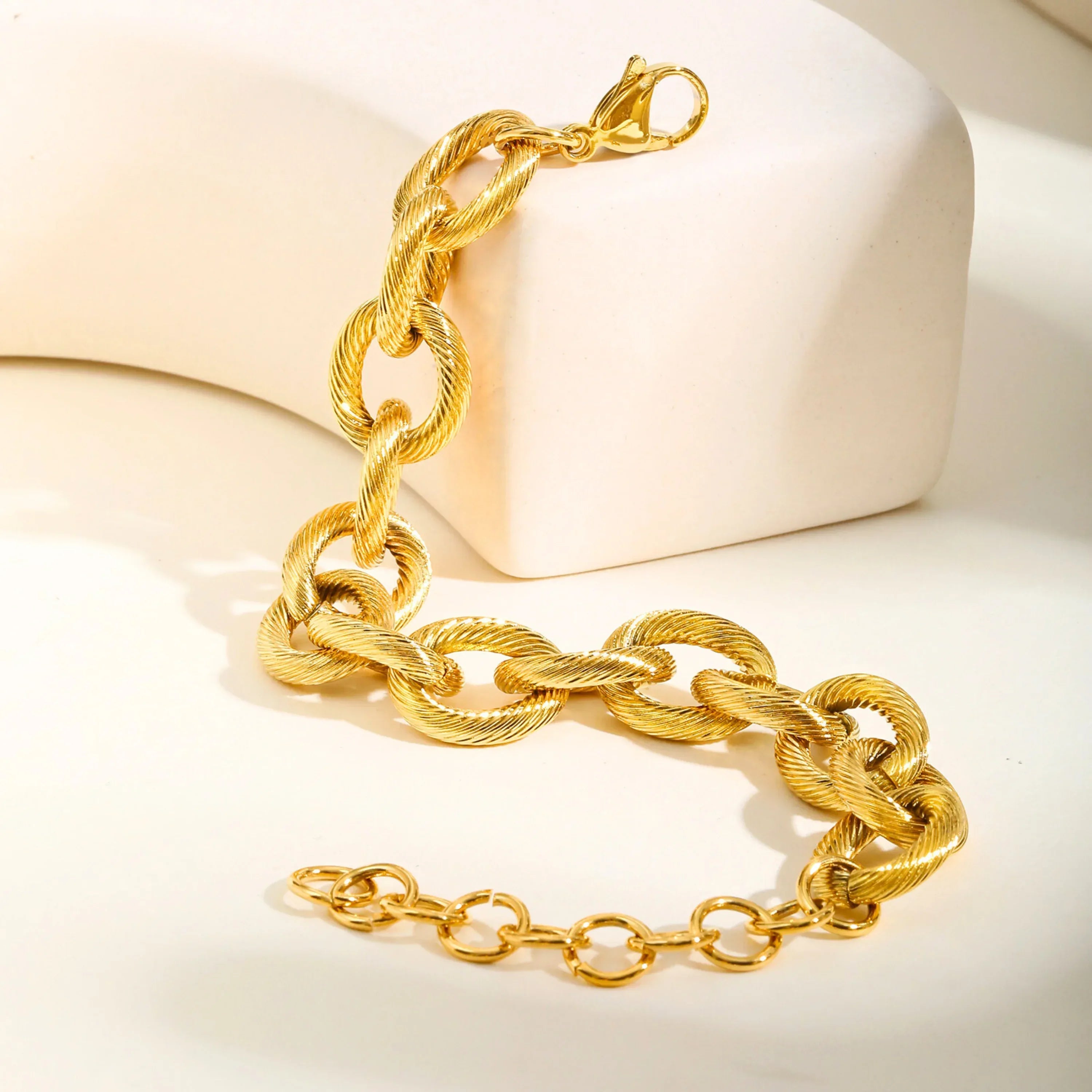Marcella Regal Bracelet - Zekira